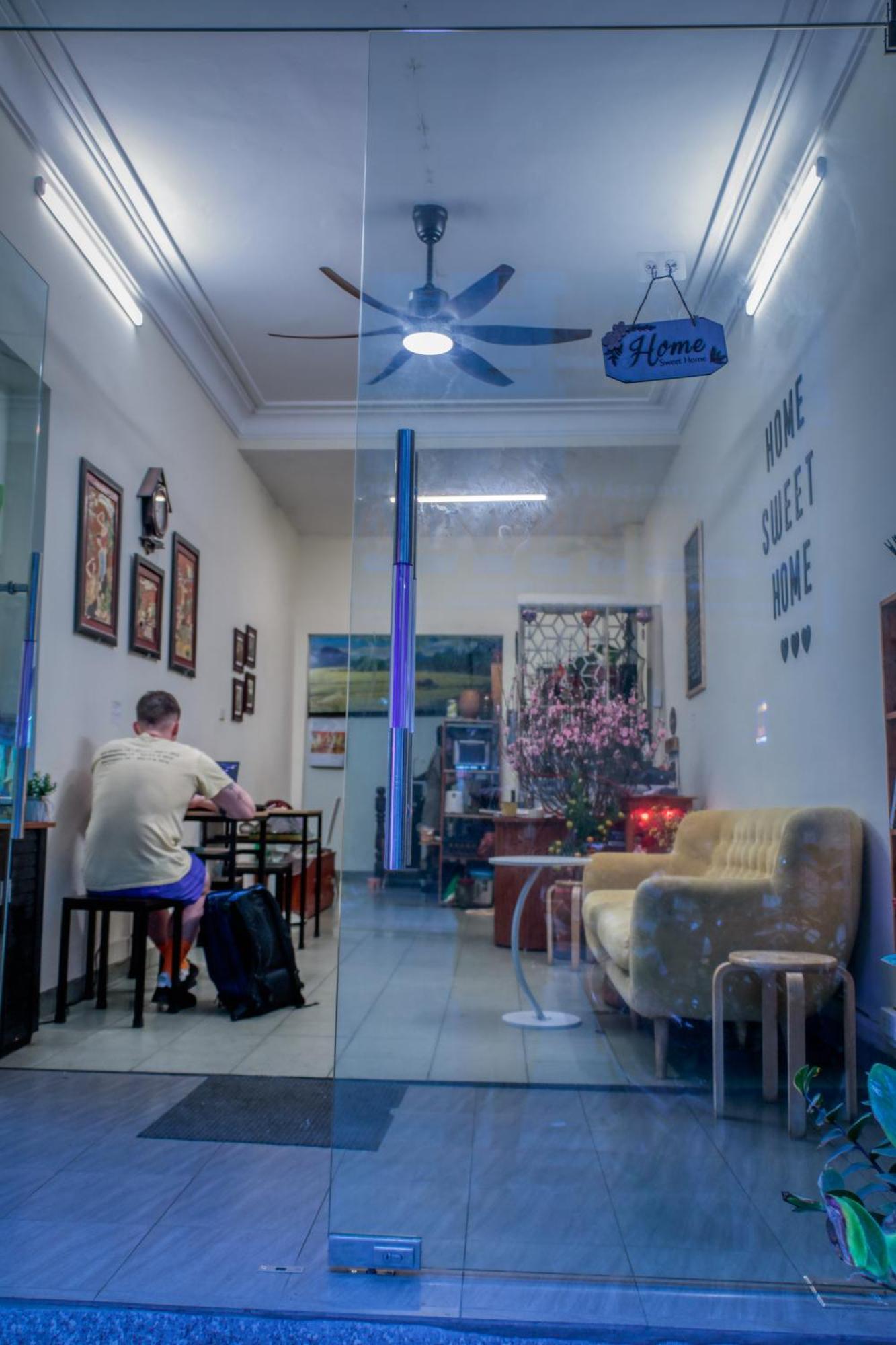 Hanoi Family Homestay Exteriör bild